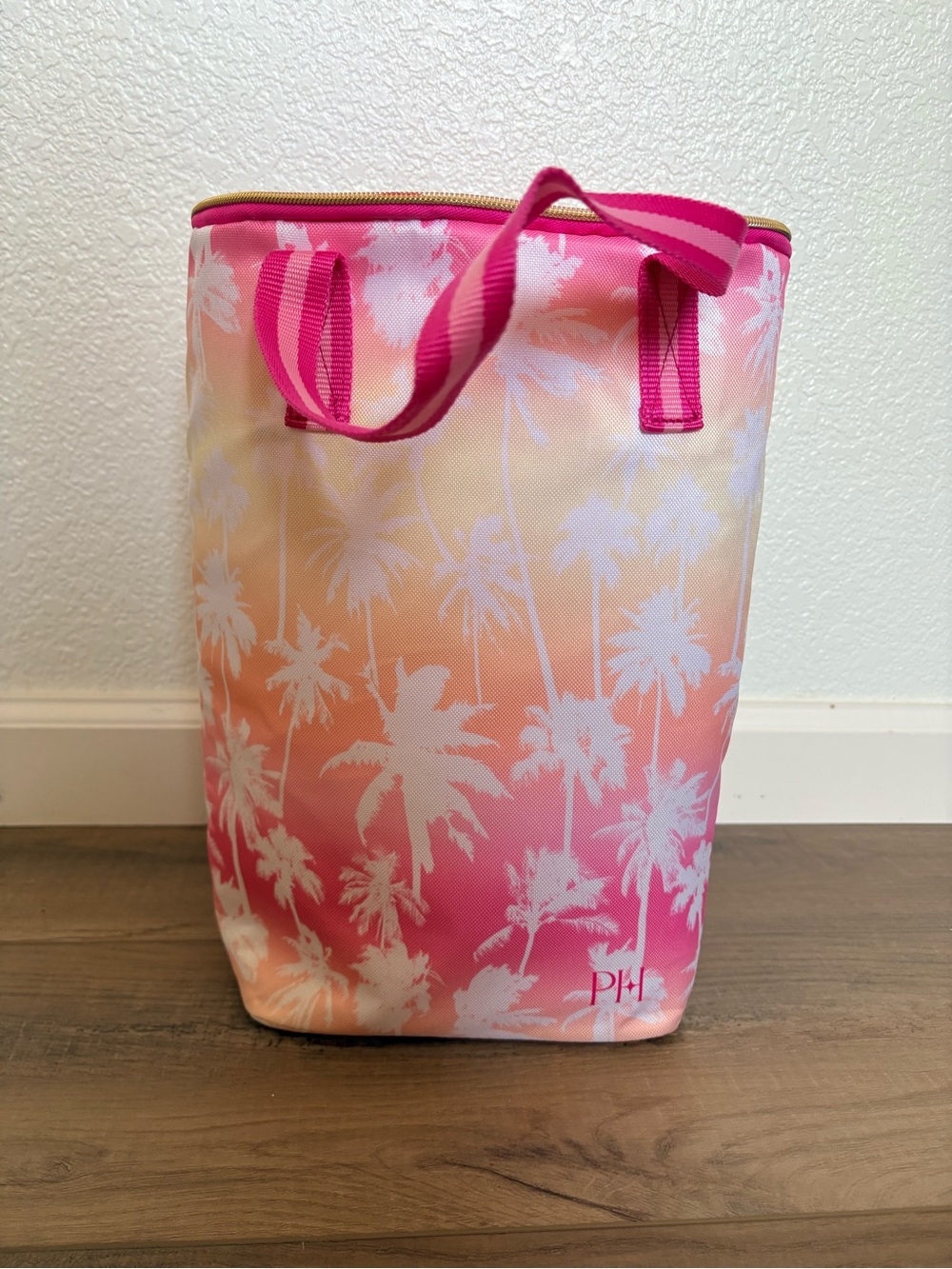 Paris Hilton palm tree sunset insulated dual wine tote